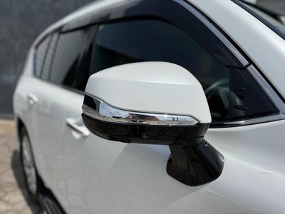 LEXUS LX - 3