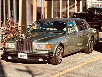 ROLLS-ROYCE SILVER SPUR - 1