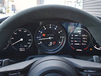 PORSCHE 911 CABRIOLET - 8