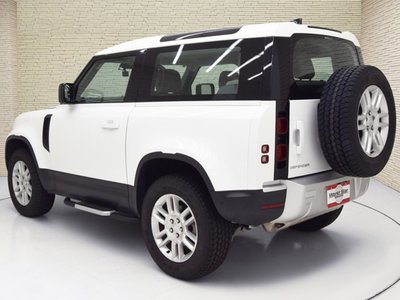 LAND ROVER DEFENDER - 2