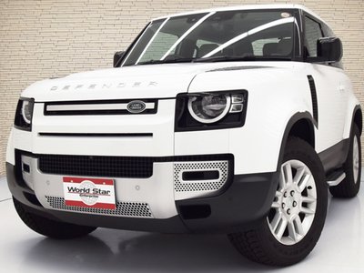 LAND ROVER DEFENDER - 1