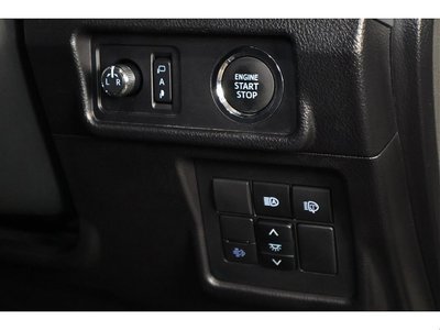 TOYOTA LAND CRUISER PRADO - 10