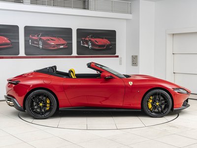 2025 Ferrari ROMA SPIDER — фото 4