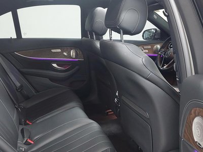 MERCEDES-BENZ E-CLASS - 10