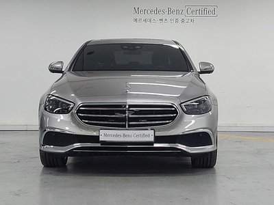 MERCEDES-BENZ E-CLASS - 2