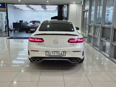 MERCEDES-BENZ E-CLASS - 3