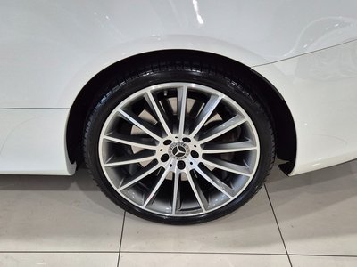 MERCEDES-BENZ E-CLASS - 6