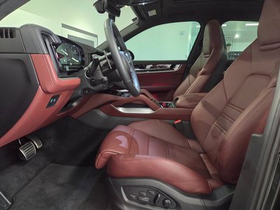 صورة 4 لـ 2025 Porsche CAYENNE