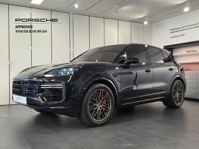 صورة 1 لـ 2025 Porsche CAYENNE