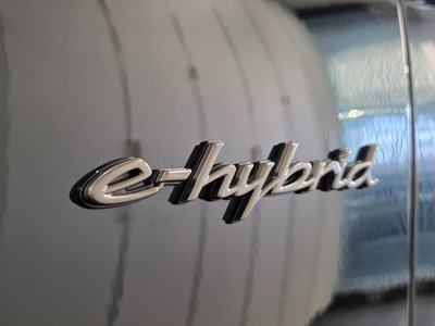2025 Porsche CAYENNE — миниатюра 14