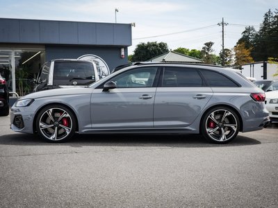 2021 AUDI RS4 AVANT 照片 5