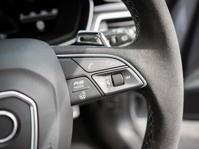 صورة مصغرة 32 لـ 2021 AUDI RS4 AVANT