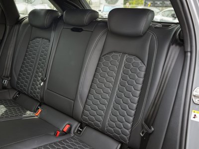 صورة مصغرة 49 لـ 2021 AUDI RS4 AVANT