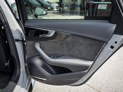 صورة مصغرة 41 لـ 2021 AUDI RS4 AVANT