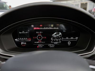 صورة مصغرة 30 لـ 2021 AUDI RS4 AVANT