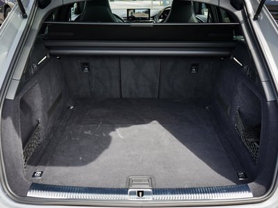 صورة مصغرة 51 لـ 2021 AUDI RS4 AVANT