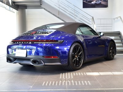 PORSCHE 911 - 5