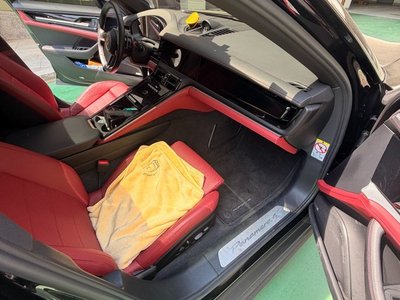 PORSCHE PANAMERA - 5