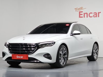 MERCEDES-BENZ E-CLASS - 1