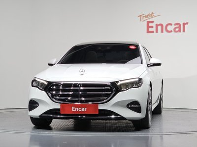 MERCEDES-BENZ E-CLASS - 2
