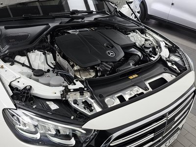 MERCEDES-BENZ E-CLASS - 7