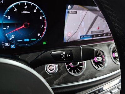 MERCEDES-BENZ CLS - 9