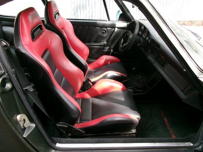 PORSCHE 911 - 9
