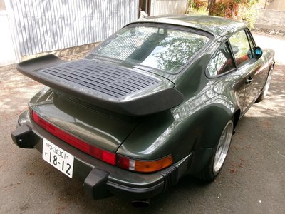 PORSCHE 911 - 6