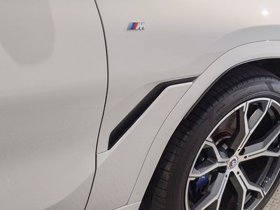 2021 BMW X6 — миниатюра 21