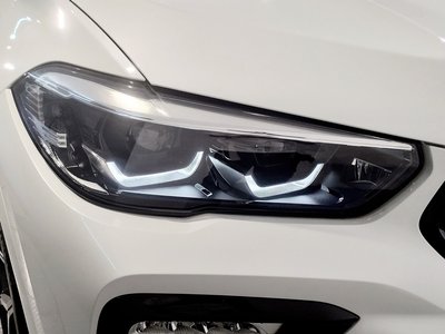 2021 BMW X6 — миниатюра 22