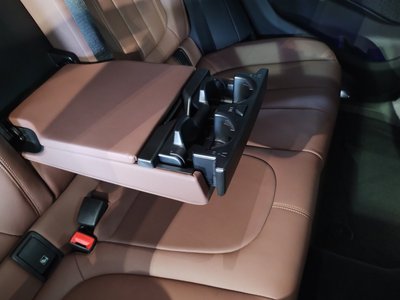 2021 BMW X6 — миниатюра 37