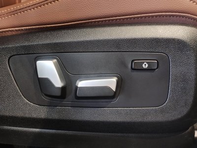 2021 BMW X6 — миниатюра 44