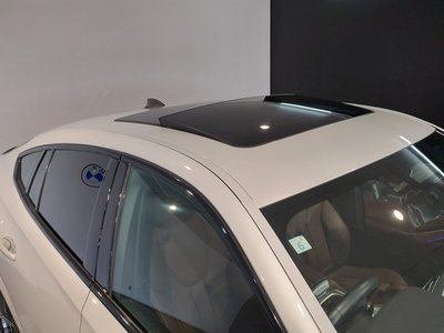 2021 BMW X6 — миниатюра 19