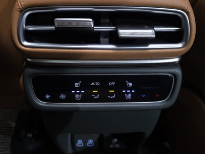 2023 Genesis GV80 thumbnail 18