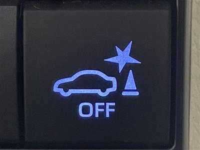 TOYOTA LAND CRUISER PRADO - 8