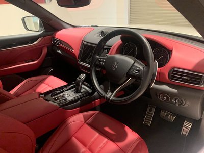 2022 Maserati LEVANTE — фото 2