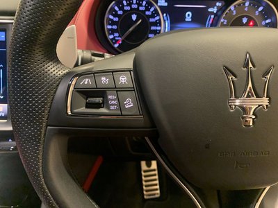 2022 Maserati LEVANTE thumbnail 16