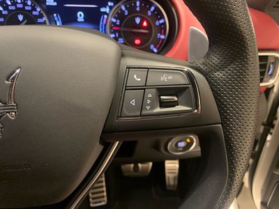 2022 Maserati LEVANTE thumbnail 17