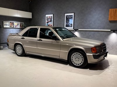 MERCEDES-BENZ 190 - 2