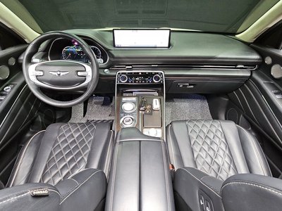 GENESIS GV80 - 5