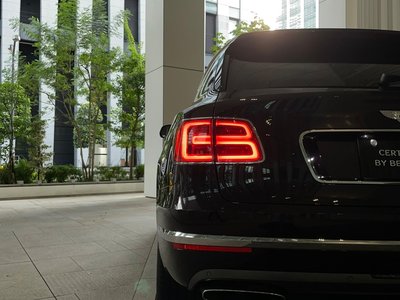 2018 Bentley BENTAYGA thumbnail 27