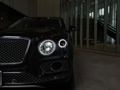 2018 Bentley BENTAYGA thumbnail 26