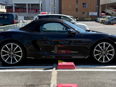 PORSCHE BOXSTER - 4