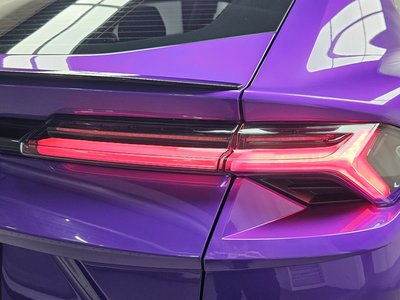 صورة 10 لـ 2024 Lamborghini URUS
