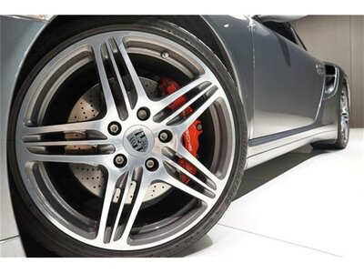 PORSCHE 911 CABRIOLET - 10