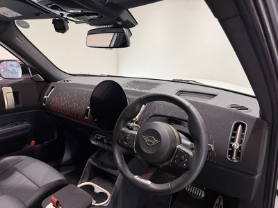 2025 MINI COOPER COUNTRYMAN photo 13