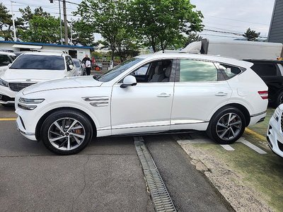GENESIS GV80 - 2