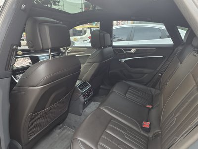 AUDI A7 - 8