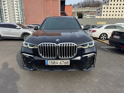 BMW X7 - 1