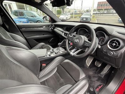 صورة 10 لـ 2019 ALFA Romeo STELVIO